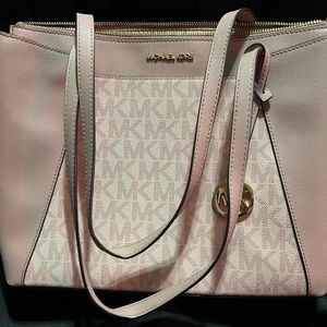Brand new michael kors maddie purse